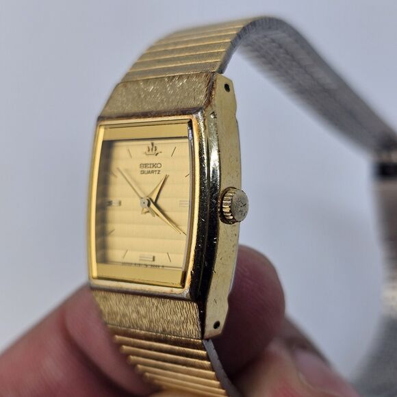 VTG Seiko Women Watch 20MM Gold Dial Bracelet Band‎ Up to 7.5\